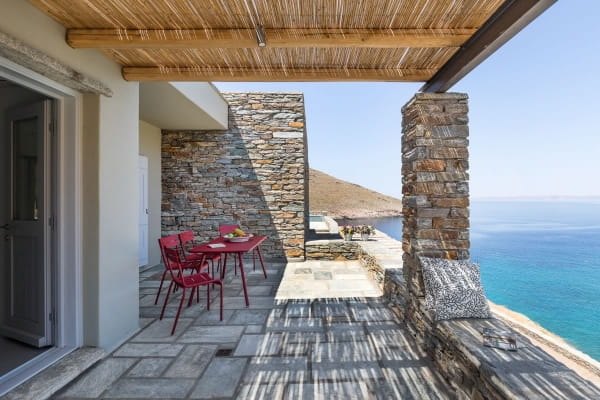 2 room luxury studio for rent, in Xyla beach, Kea island, Cyclades